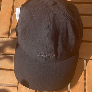 Lulu black hat, soft, one size
